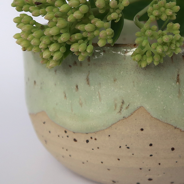 Schälchen mit grüner Glasur aus Leverkusen